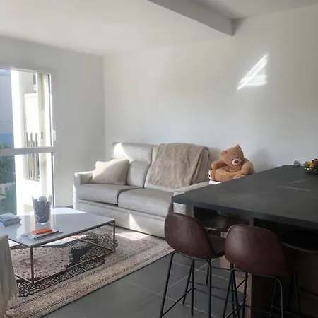 Apartment Aix En Provence Vue Ste Victoire - Batiment B11 - 13090 Aix En Provence *